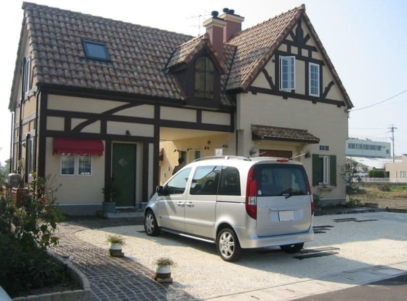 石畳のアプローチ